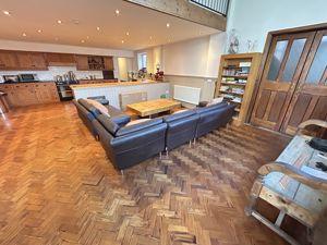 Photo 11- click for photo gallery